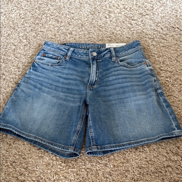 American Eagle Outfitters Women's Light Blue Jean Shorts - Picture 1 of 4